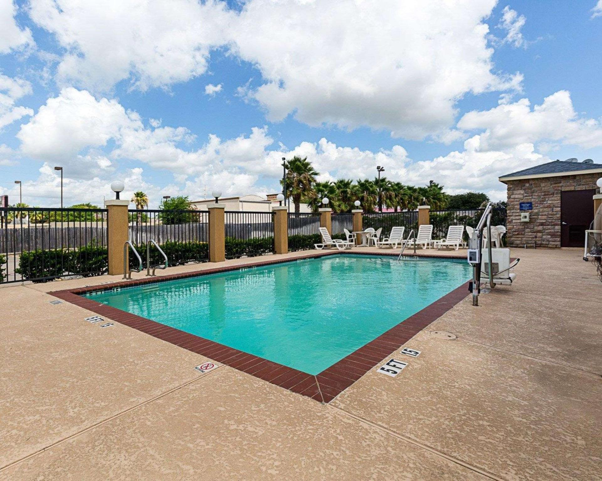 Days & By Wyndham Houston / West Energy Corridor Hotel 3*