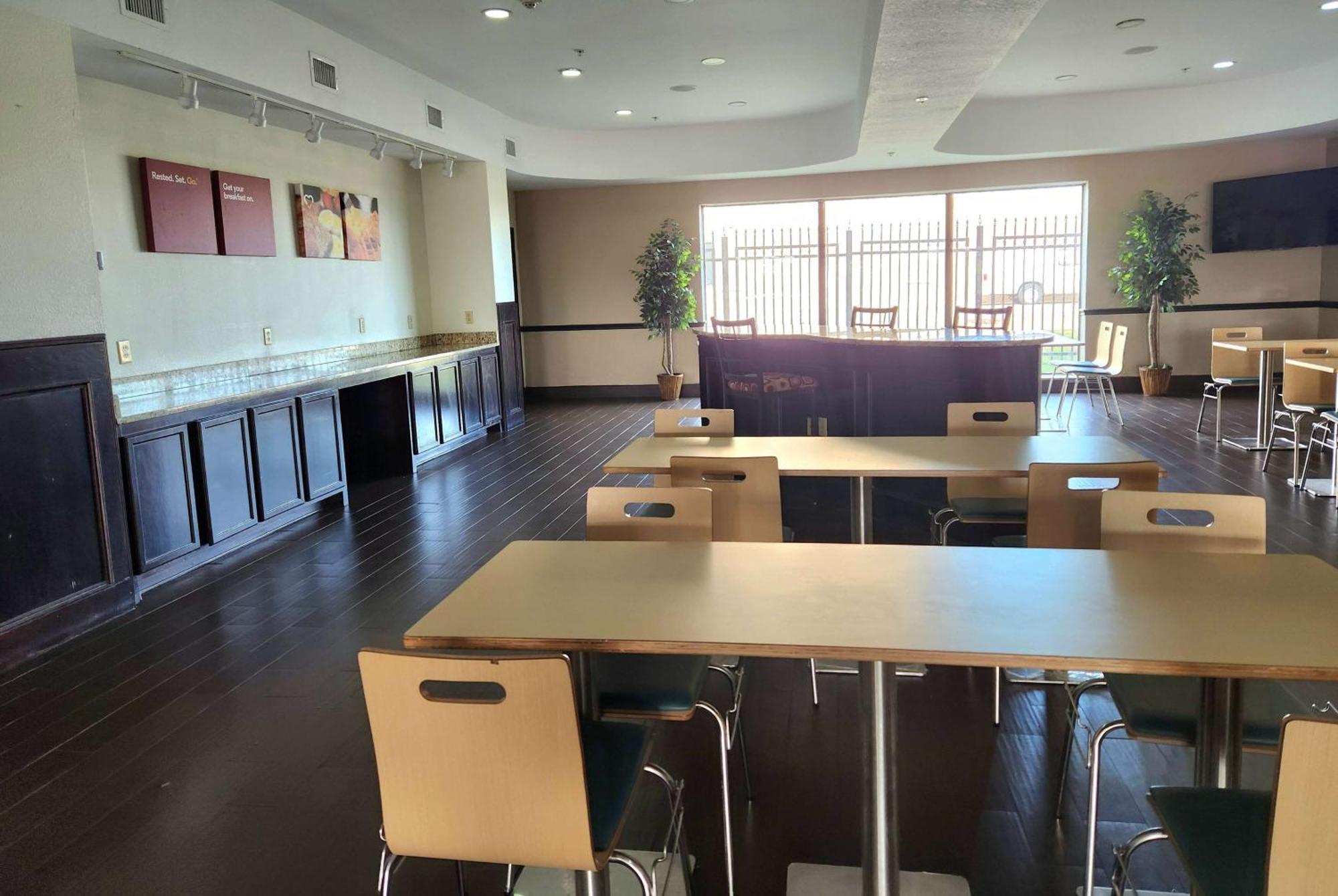 Days & By Wyndham Houston / West Energy Corridor 3*