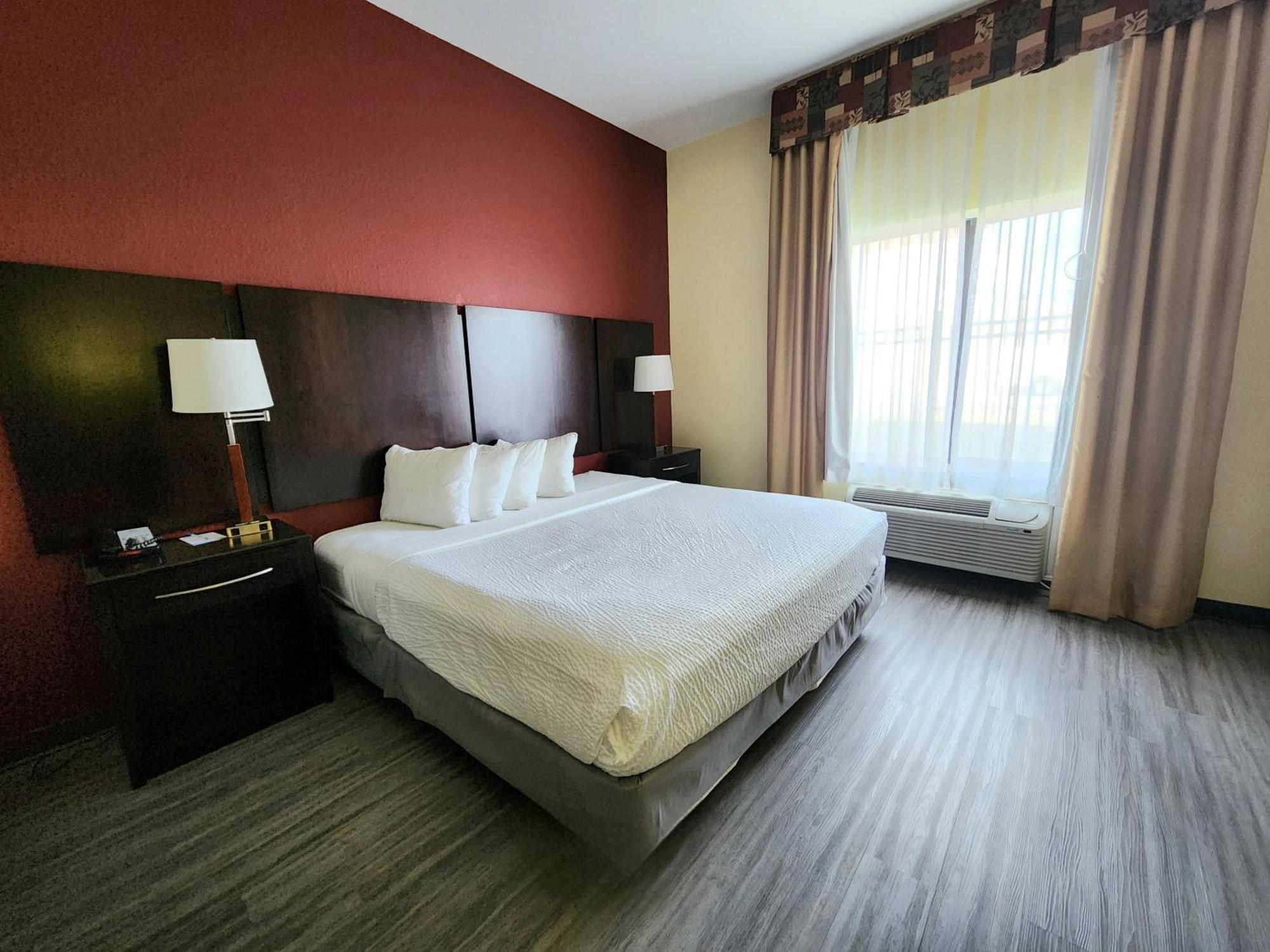 Hotel Days & By Wyndham Houston / West Energy Corridor 3*